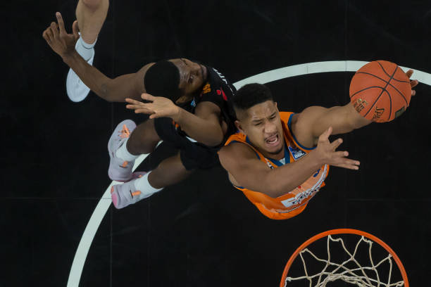 的竞争激烈 的竞争激烈